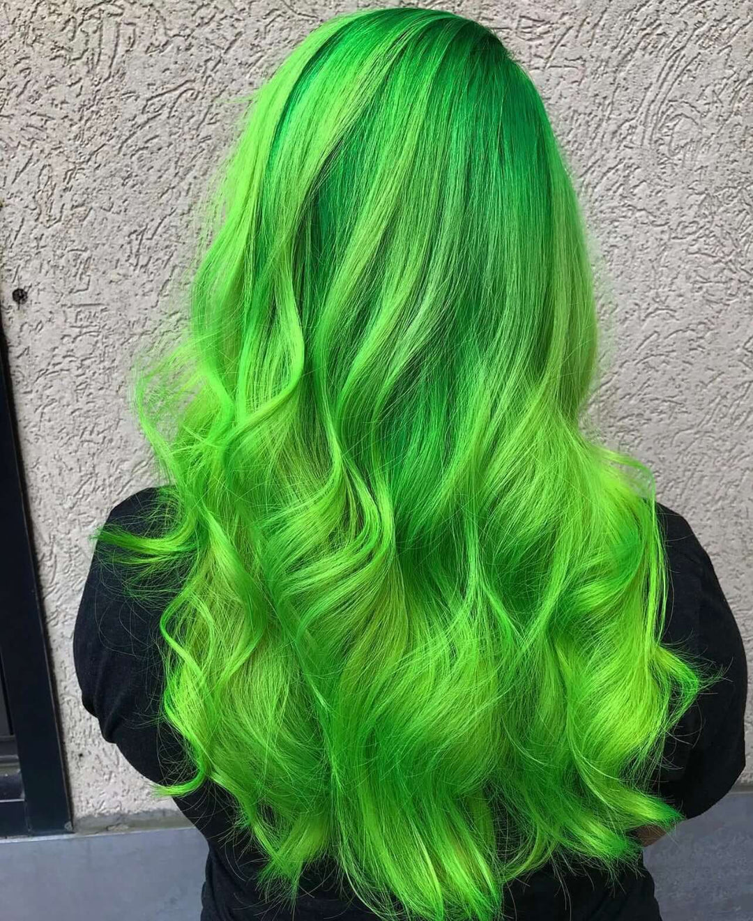 Mattie Bright Green - Vegane Semi-permanente Direktziehende Coloration Haarfarbencreme 210 ml